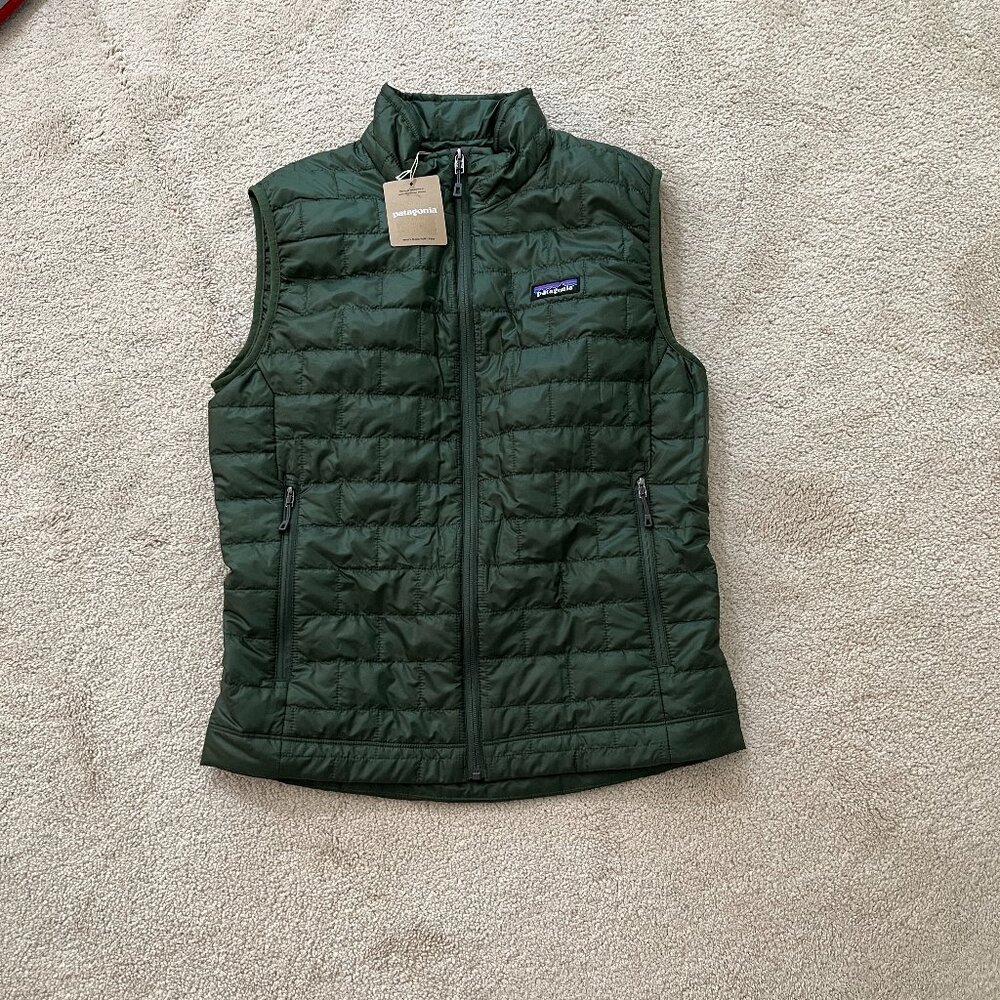 New Patagonia Nano Puff Vest TORREY Pine Green Men’s Size S Small TPGN Fall 2024